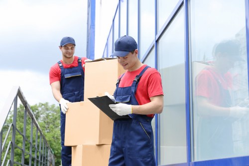 Removal company helping with house moves in Sydenham Hill